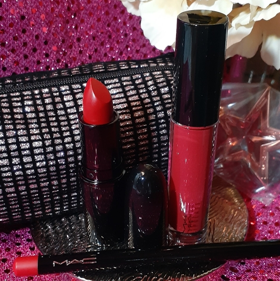 Mac cosmetics lip gift set - Picture 1 of 4